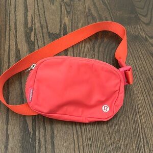 Lululemon pink belt bag
